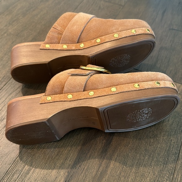 Vince Camuto Clogs - Picture 3 of 5